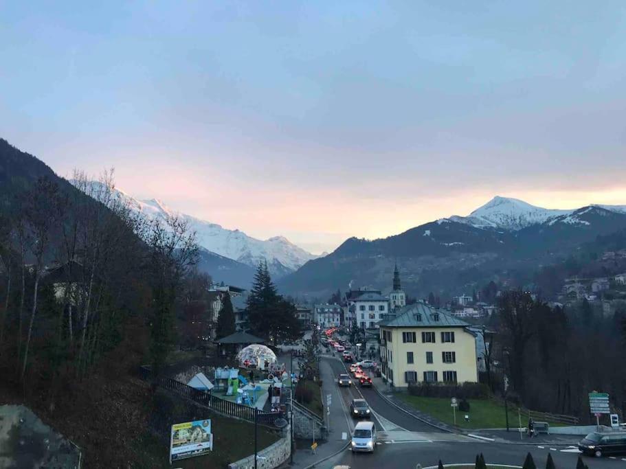 Appart Cosy Et Lumineux Au Coeur De Saint Gervais エクステリア 写真