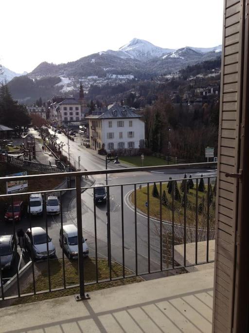 Appart Cosy Et Lumineux Au Coeur De Saint Gervais エクステリア 写真
